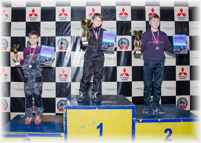 Картинг Энгельс. Картинг Каретта. Соревнования KARETTA WINTER 2015. Младшая Группа