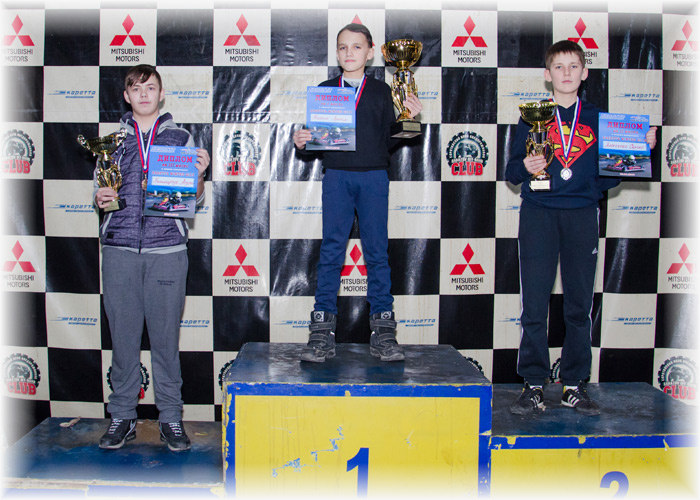 Картинг Энгельс. Картинг Каретта. Соревнования KARETTA WINTER 2015. Старшая Группа